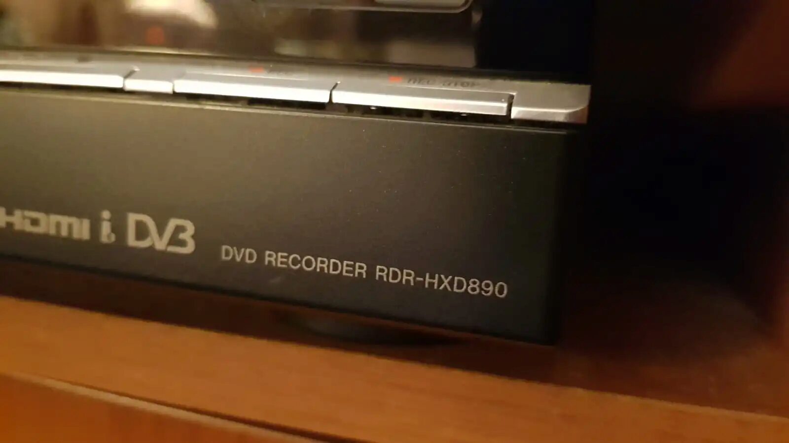 Podré seguir grabando canales HD con mi grabador DVD Sony RDR