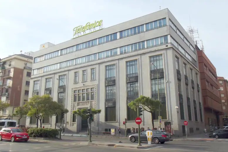 central telefonica raimundo fernandez