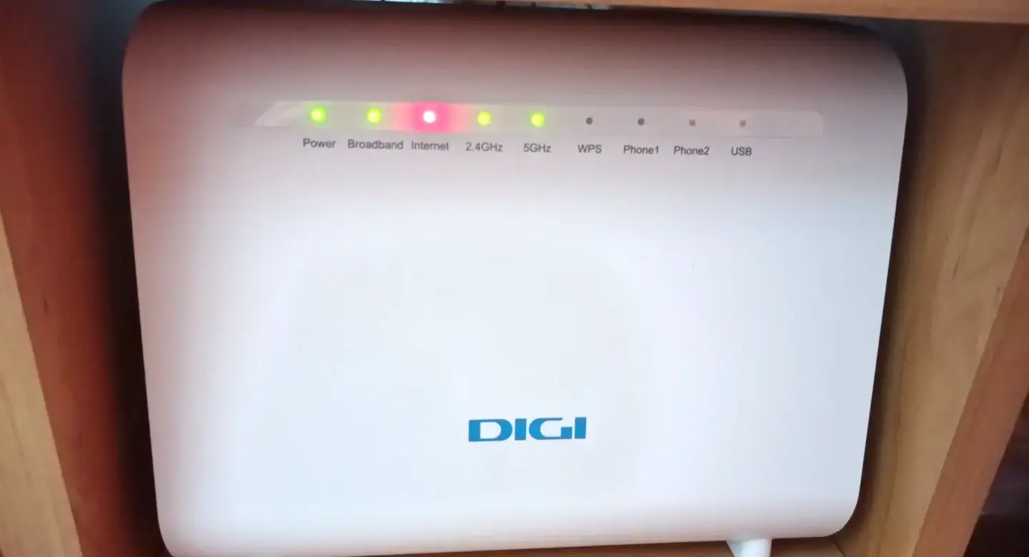 Router Digi con luz roja