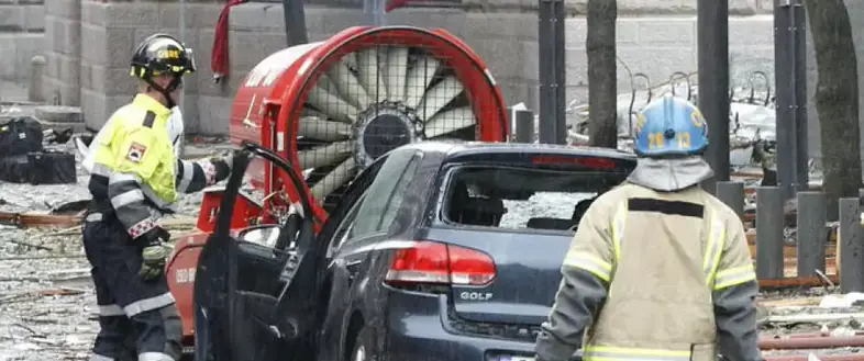 http://gfx.dagbladet.no/labrador/174/174197/17419795/jpg/active/978x409.jpg