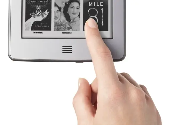 http://www.blogcdn.com/es.engadget.com/media/2011/09/kindle-touch07.jpg